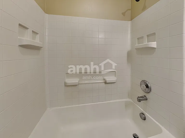 8102 Sweetstone Bluff Ln — Photo 19