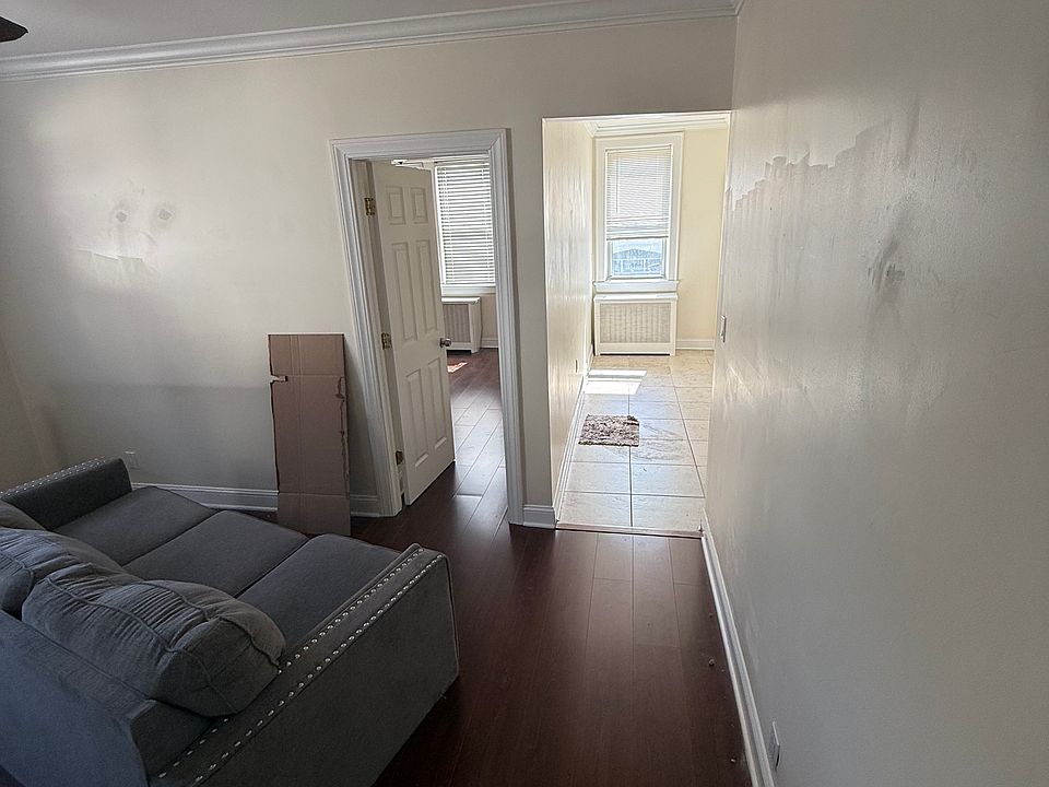 1st image of 295 Main St APT 3