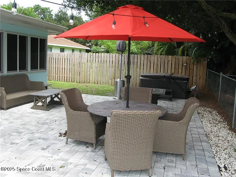 3700 Bay St — Photo 31