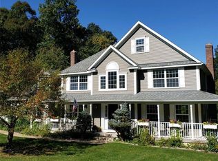 81 Noah Ln, Tolland, CT 06084