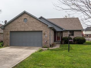 604 Leah Way, Greenwood, IN