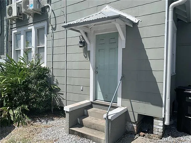 1 bed, 1.0 bath, 400 sqft, $900 — Photo 2