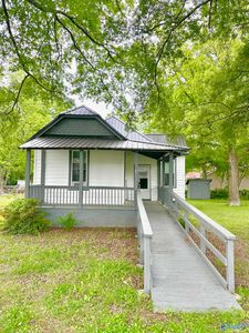 10 Comnock Ave, Gadsden, AL, 35904