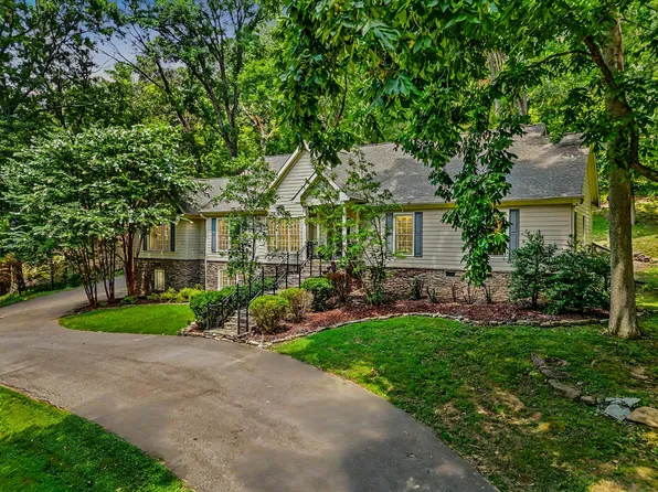 1746 Kingsbury Dr, Nashville, TN 37215