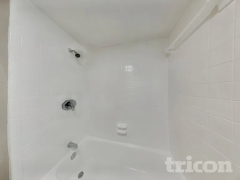14314 Ravenwood Ln — Photo 17
