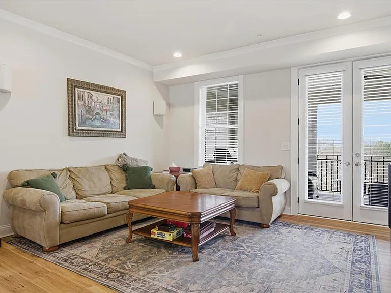426 Midtown Way — Photo 6