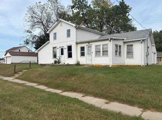 900 2nd Ave NE, Independence, IA 50644