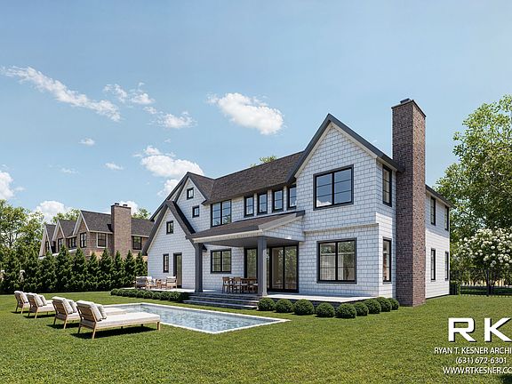 4th image of 16 Peconic Bay Ave