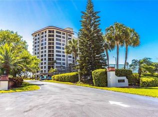 736 Island Way APT 302, Clearwater, FL 33767