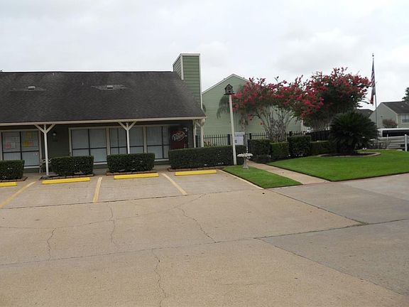 2nd image of 14777 Wunderlich Dr APT 1306