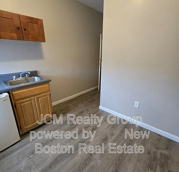 185 Green St #35 — Photo 2