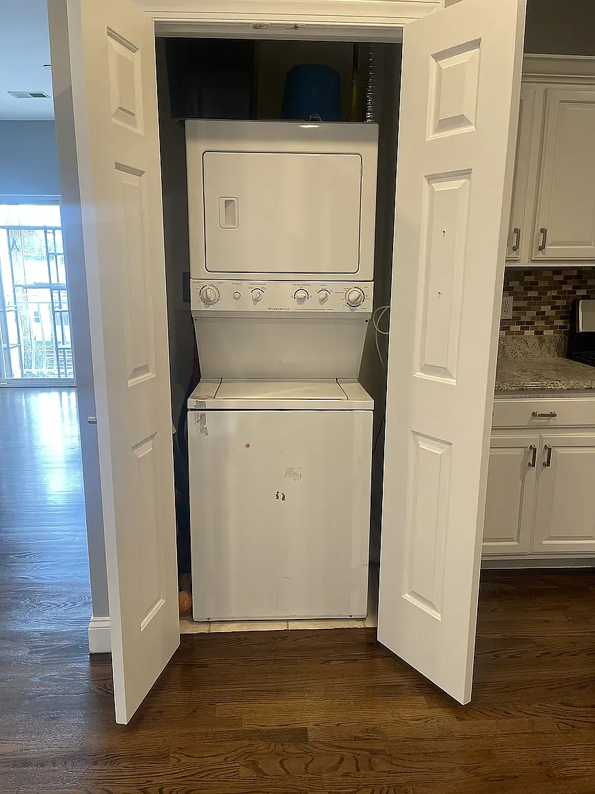 2 bed, 910 sqft, $2,250 — Photo 4