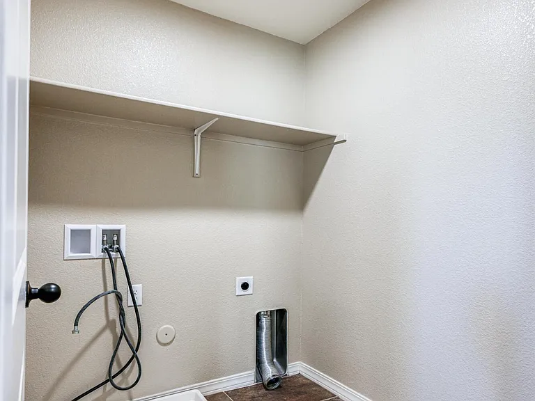 5525 Valley Cedar Dr — Photo 30