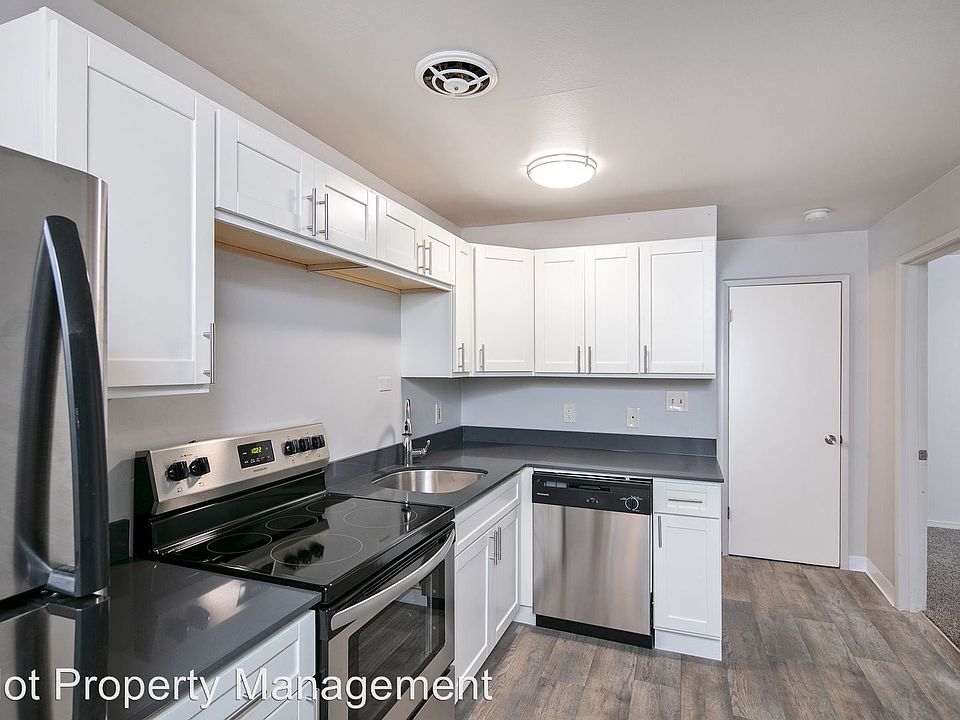1st image of 7009 Rainier Ave S APT 05