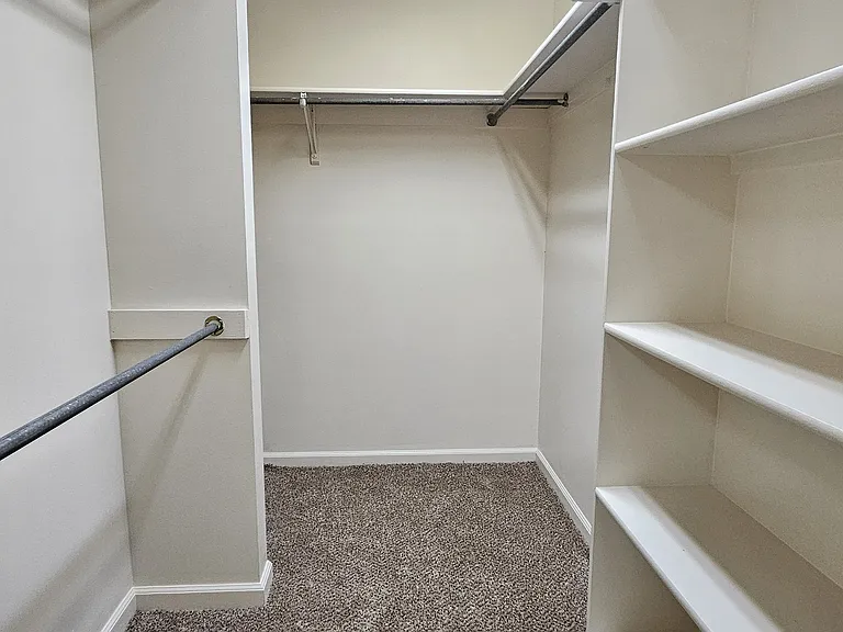 128 Plumdale Dr — Photo 11