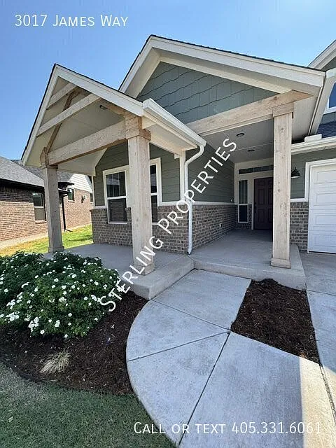 3 bed, 1907 sqft, $2,395 — Photo 2