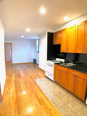 Rented by Best Apartments North Inc | media 11