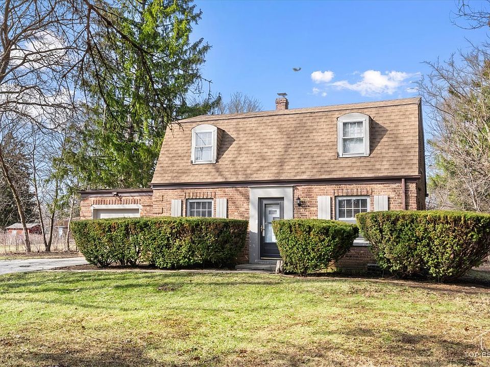 1st image of 304 E Camp McDonald Rd