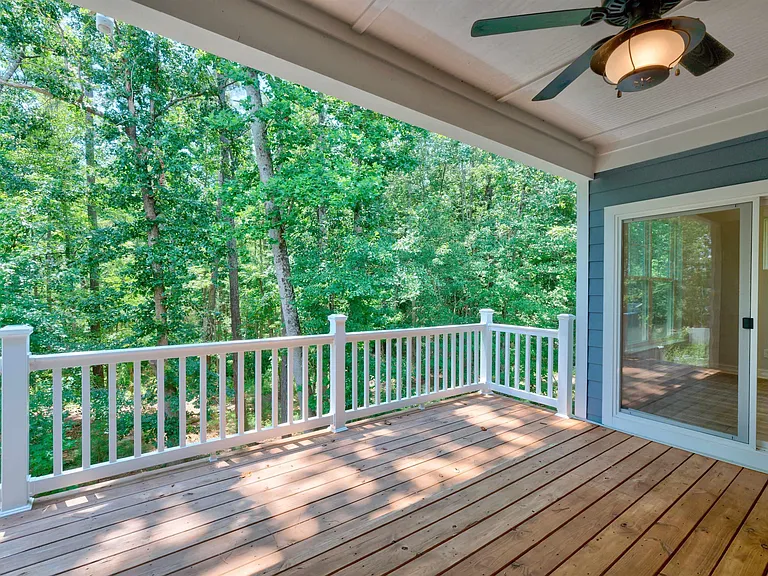 300 Sunnycrest Ln — Photo 35