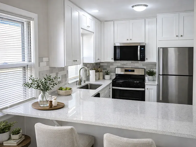 5916 W Montrose Ave #3 — Photo 3