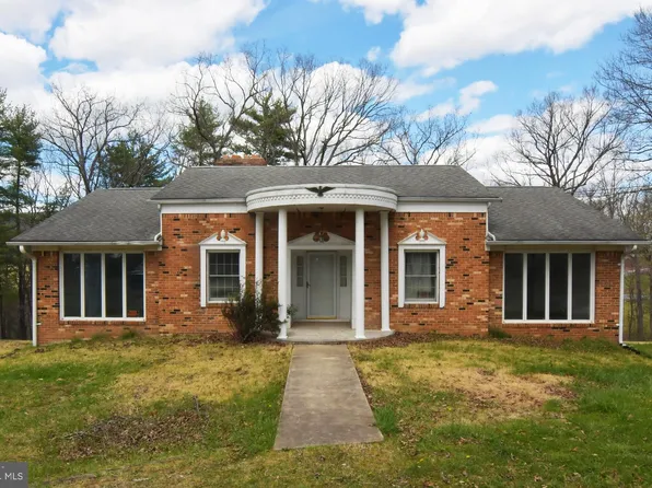 136 Ash Rd, Front Royal, VA 22630
