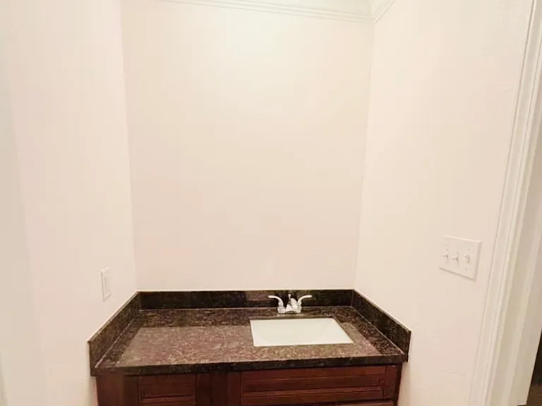 10048 El Scott Ave — Photo 11