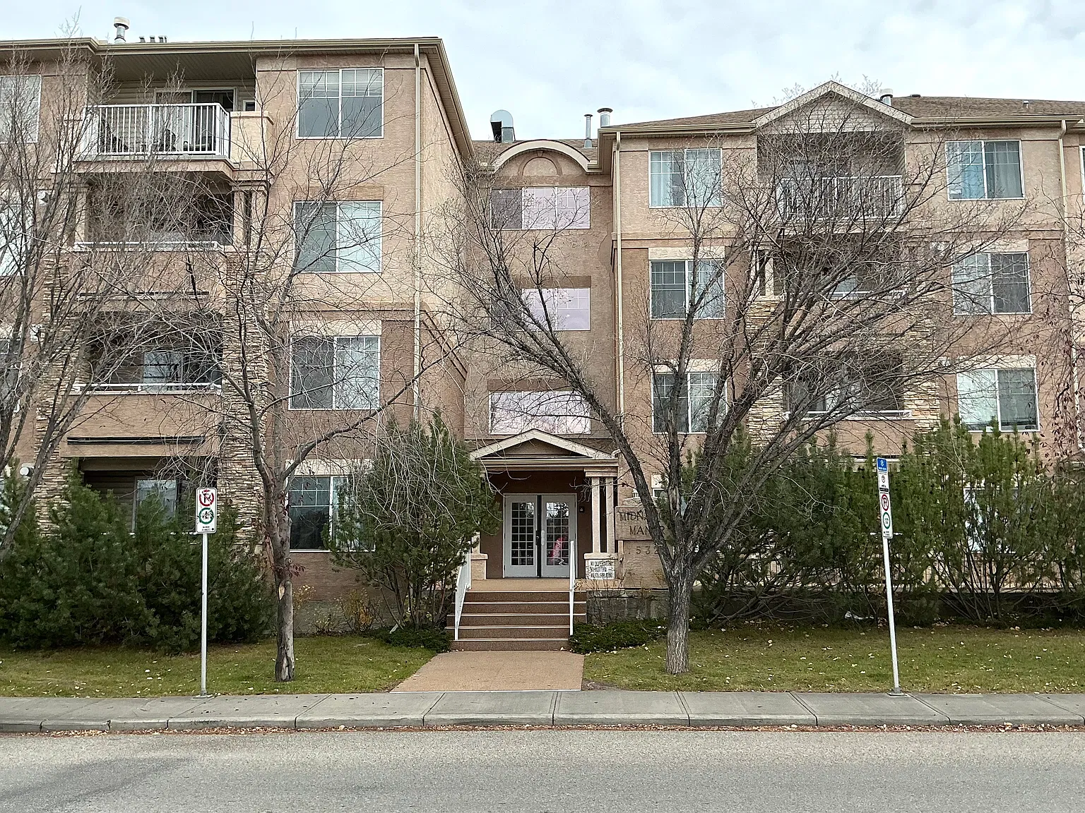 15320 Bannister Rd Se Unit 207 — Photo 1