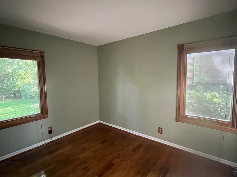 2130 Cave Hill Ln — Photo 8