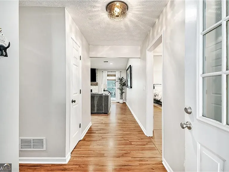 1118 Capital Club Cir — Photo 5