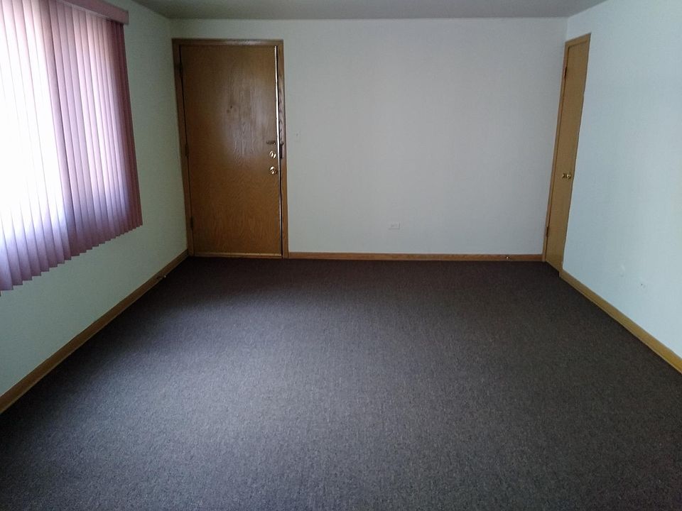 1st image of 6018 N Avondale Ave #1N