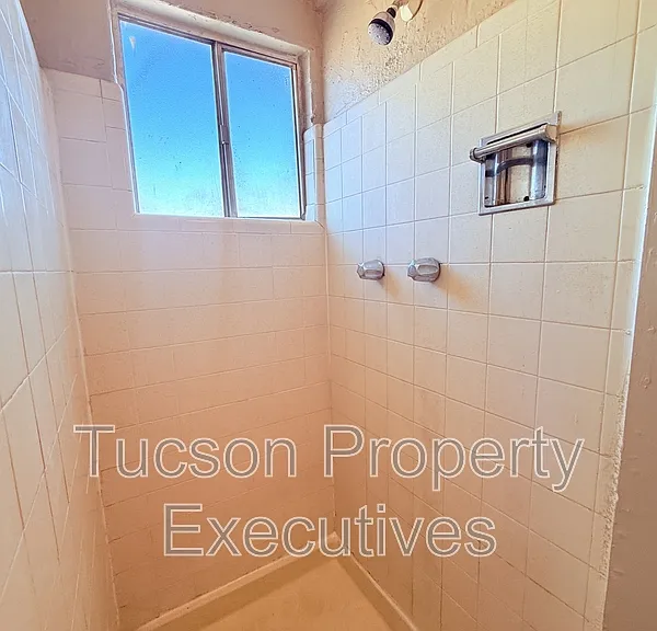 3274 E Benson Hwy #9 — Photo 10
