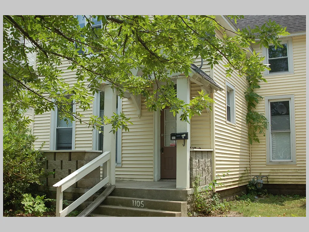 1105 Tippecanoe Street — Photo 2