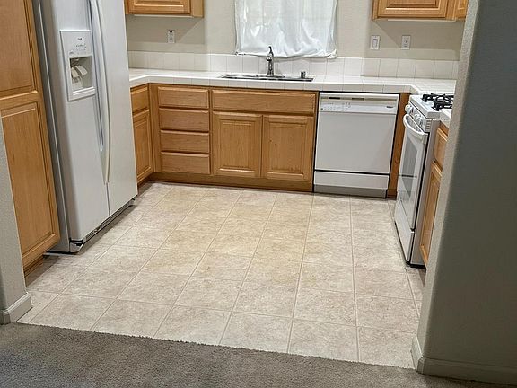 2nd image of 1633 Vicksburg Drive