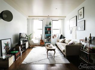 124 Seigel St APT 3D, Brooklyn, NY 11206