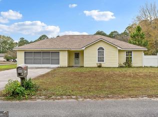 201 Lake Wisteria Dr, Kingsland, GA 31548