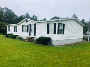 539 Quail Hollow Rd, Baxley, GA 31513