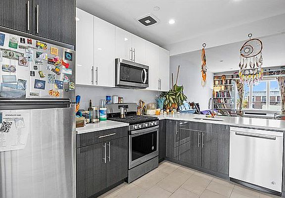 4th image of 27-34 27th St #4