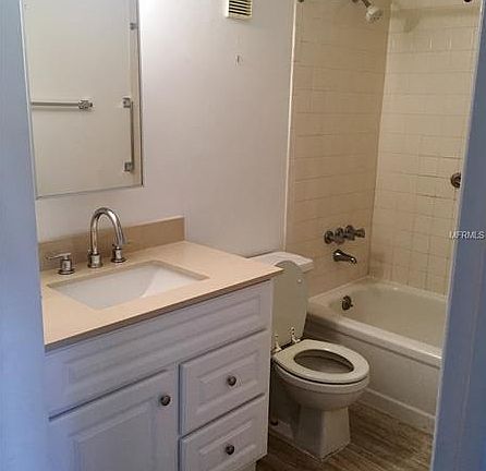 4th image of 11620 Park Blvd APT 106