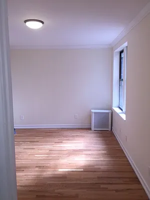 Rented by Roberto Guilbet, LREB | media 3