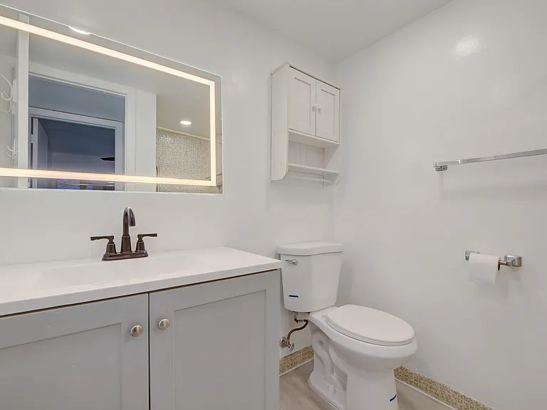 394 Normandy Ln #I — Photo 7