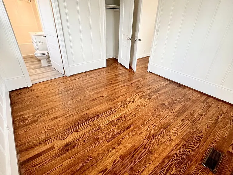 1123 Gibson Dr — Photo 17