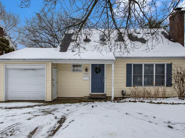 733 Whites Rd, Kalamazoo, MI 49008