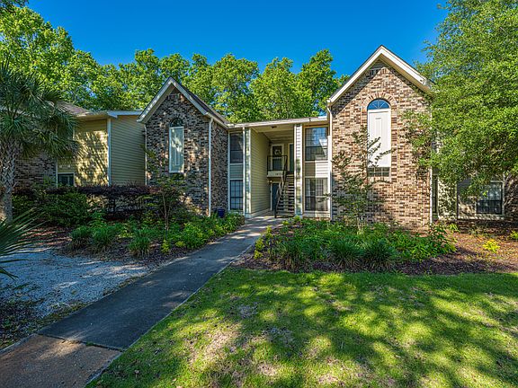 5th image of 1873 Montclair Dr Unit C
