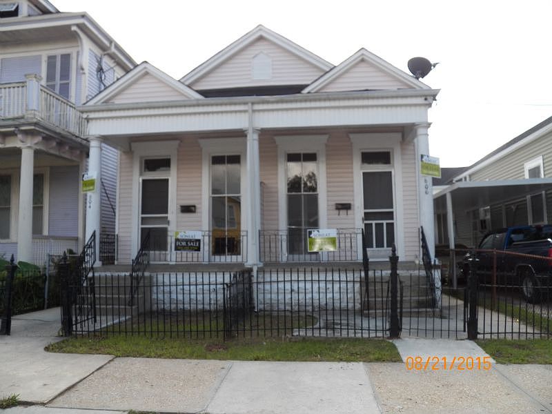 1st image of 606 S Scott St