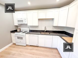 8 Muldoons Ct, Waltham, MA 02453