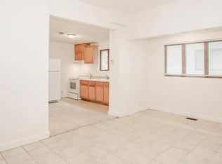 1618 Hillside Ave N, Minneapolis, MN 55411