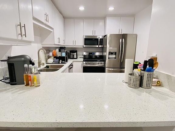 4th image of 335 S Sierra Madre Blvd APT 203