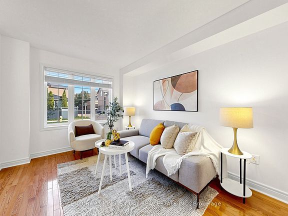 2nd image of 51 Shady Oaks Ave