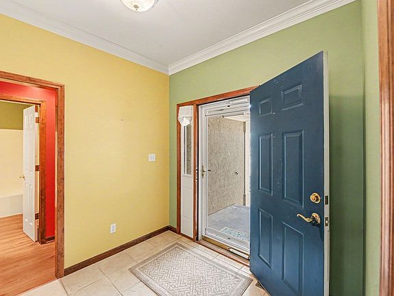 4th image of 2448 SW Golf View Ct