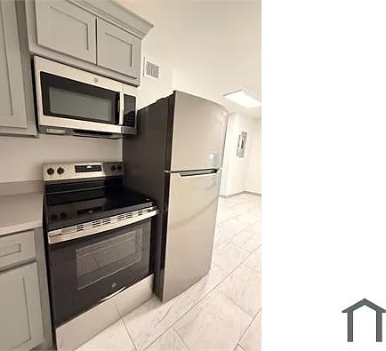 1110 Craig St #D — Photo 9